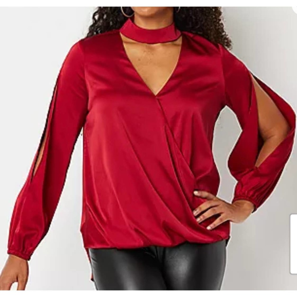 NWT Bold Elements Satin Split Long Sleeve Pullover Medium